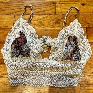 FREE PEOPLE EYELET BRALETTE